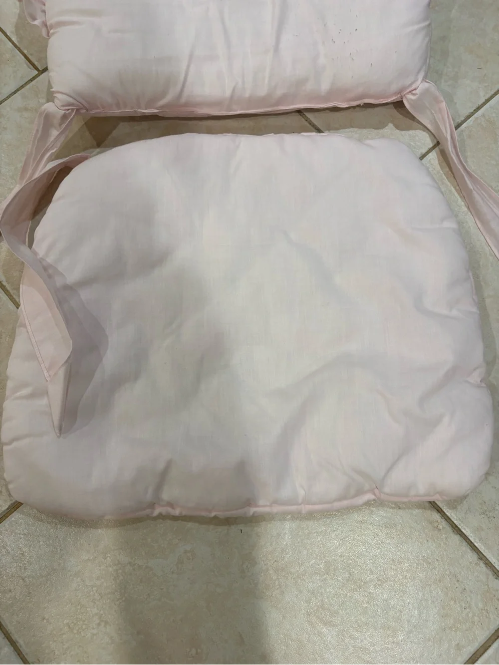 Girls' Soft Pink Ruffled rocking chair cushion